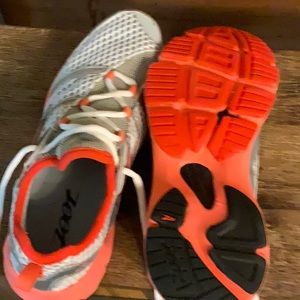 Zoot running / workout shoes. Size 6 new condition. Smoke free environment